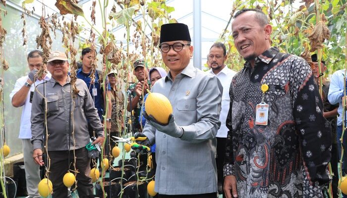 Yandri Susanto Apresiasi Desa Tuntang yang Sukses Kelola Dana Desa hingga Raih Pendapatan Rp1,6 Miliar