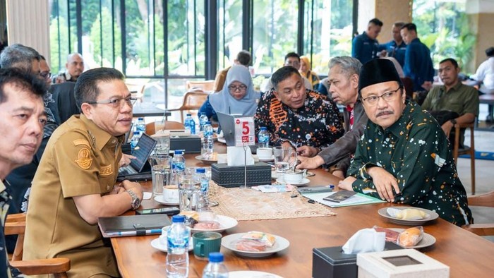 Menteri Sosial Gus Ipul Apresiasi Pemkab Bandung atas Keberhasilan Mendukung Program Sekolah Rakyat