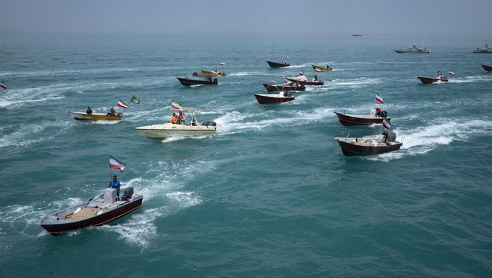Iran Ancam Tanker di Kuwait dan Bahrain, Awak Kapal Diminta Segera Tinggalkan Kapal